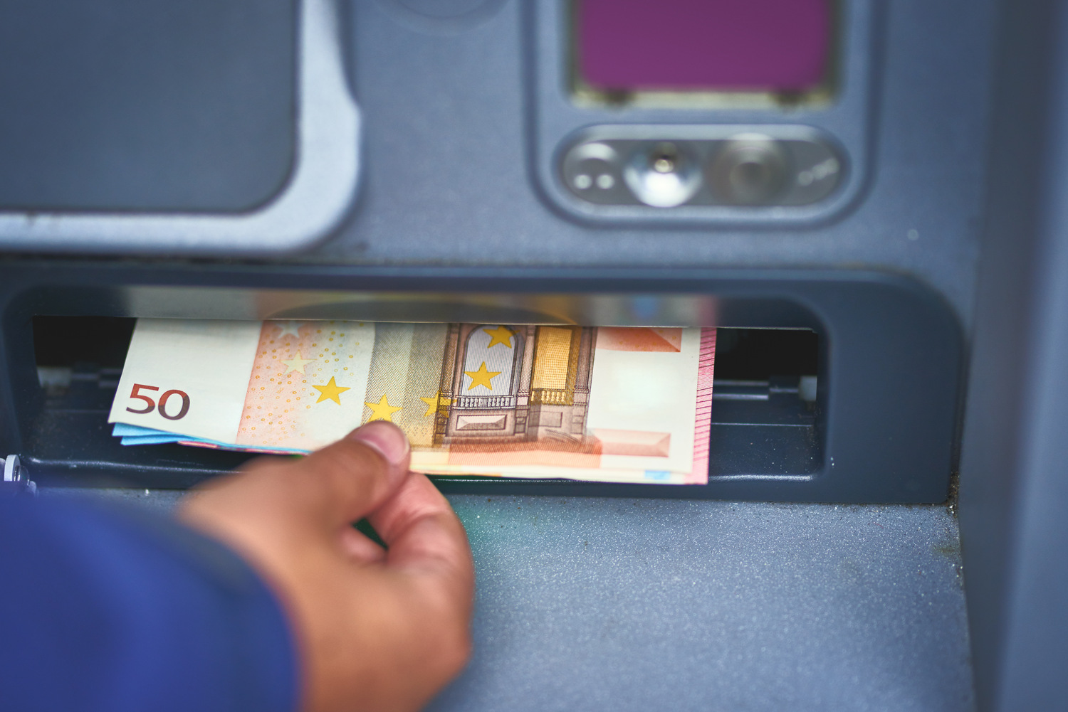 Bientôt un justificatif obligatoire pour retirer de l’argent au distributeur