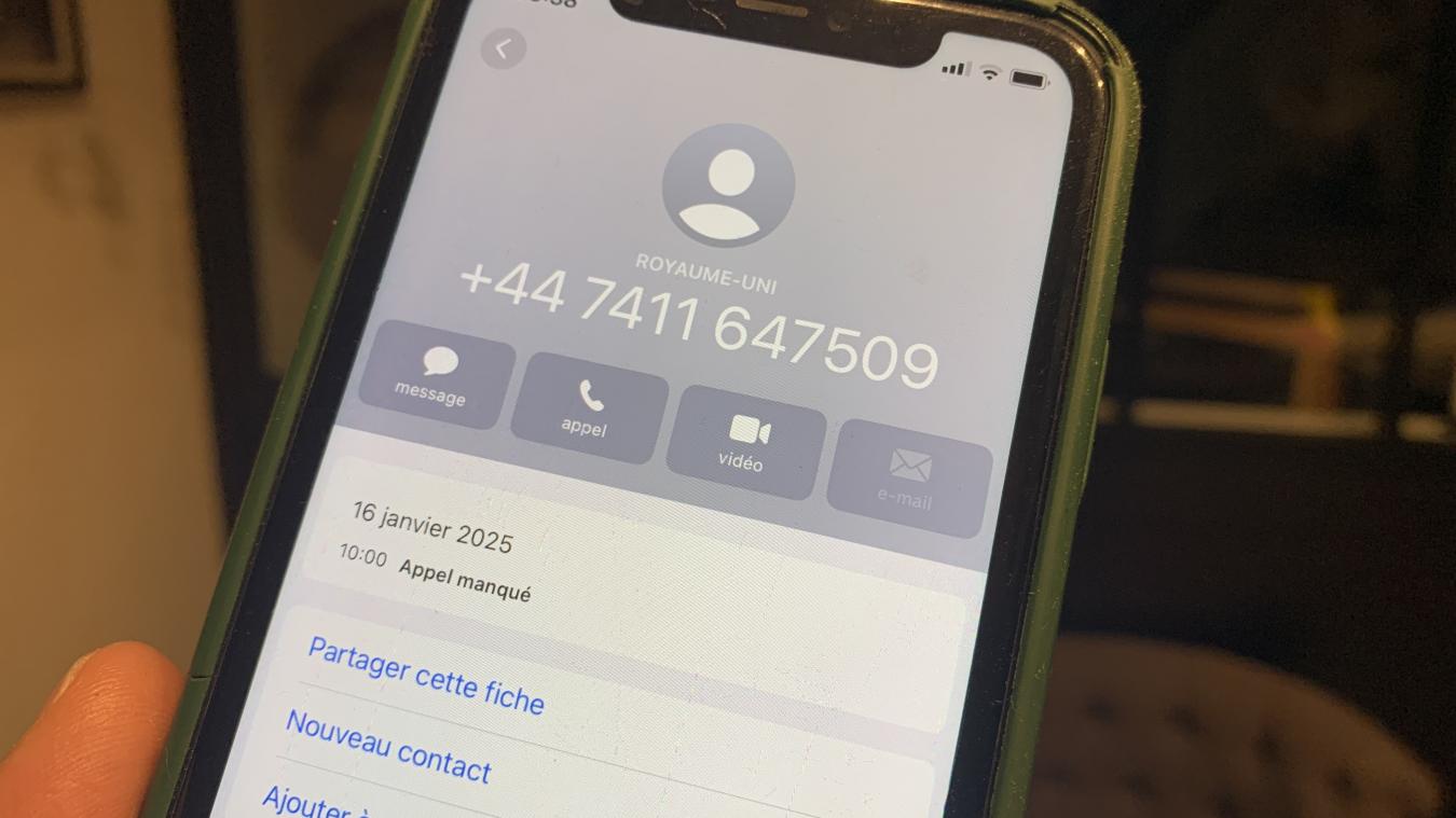 un appel depuis un numéro commençant par +44