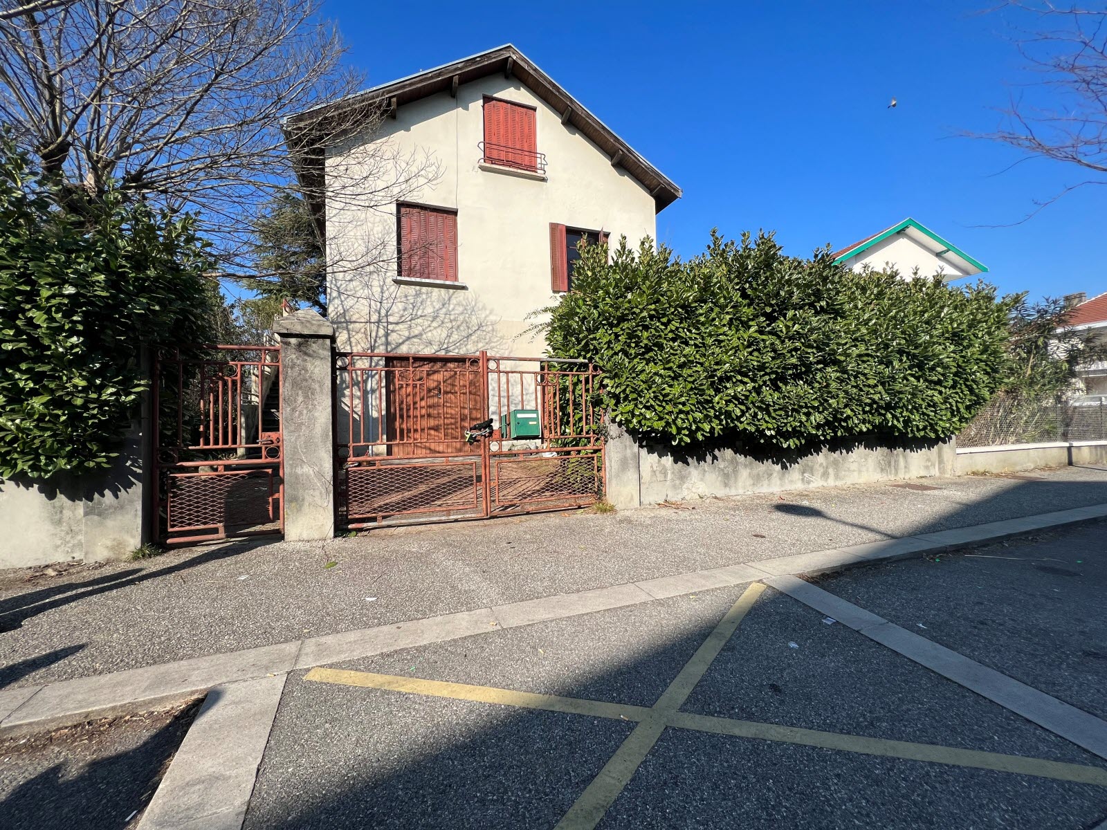 maison squattée